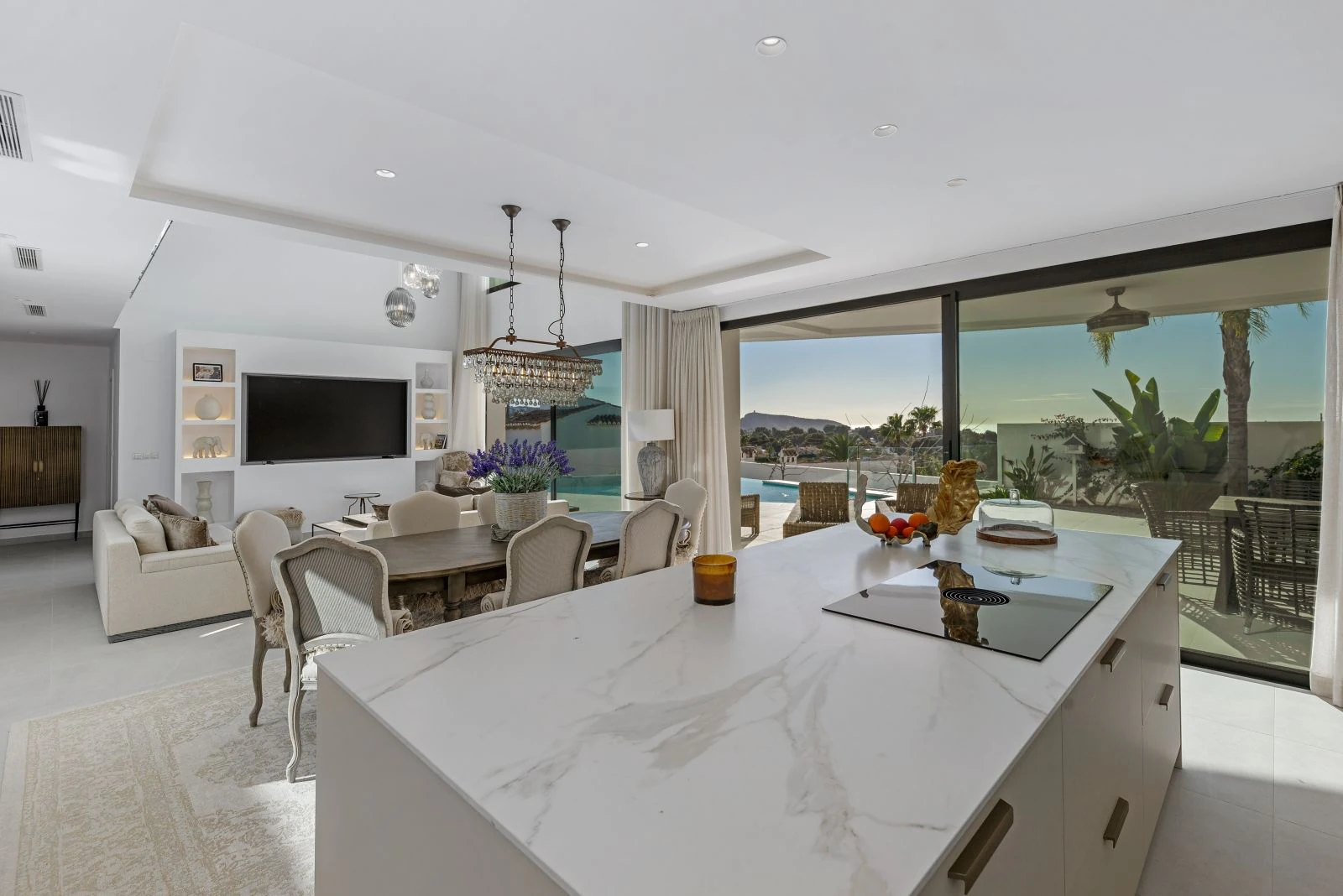 Impressive modern villa with sea views and total luxury