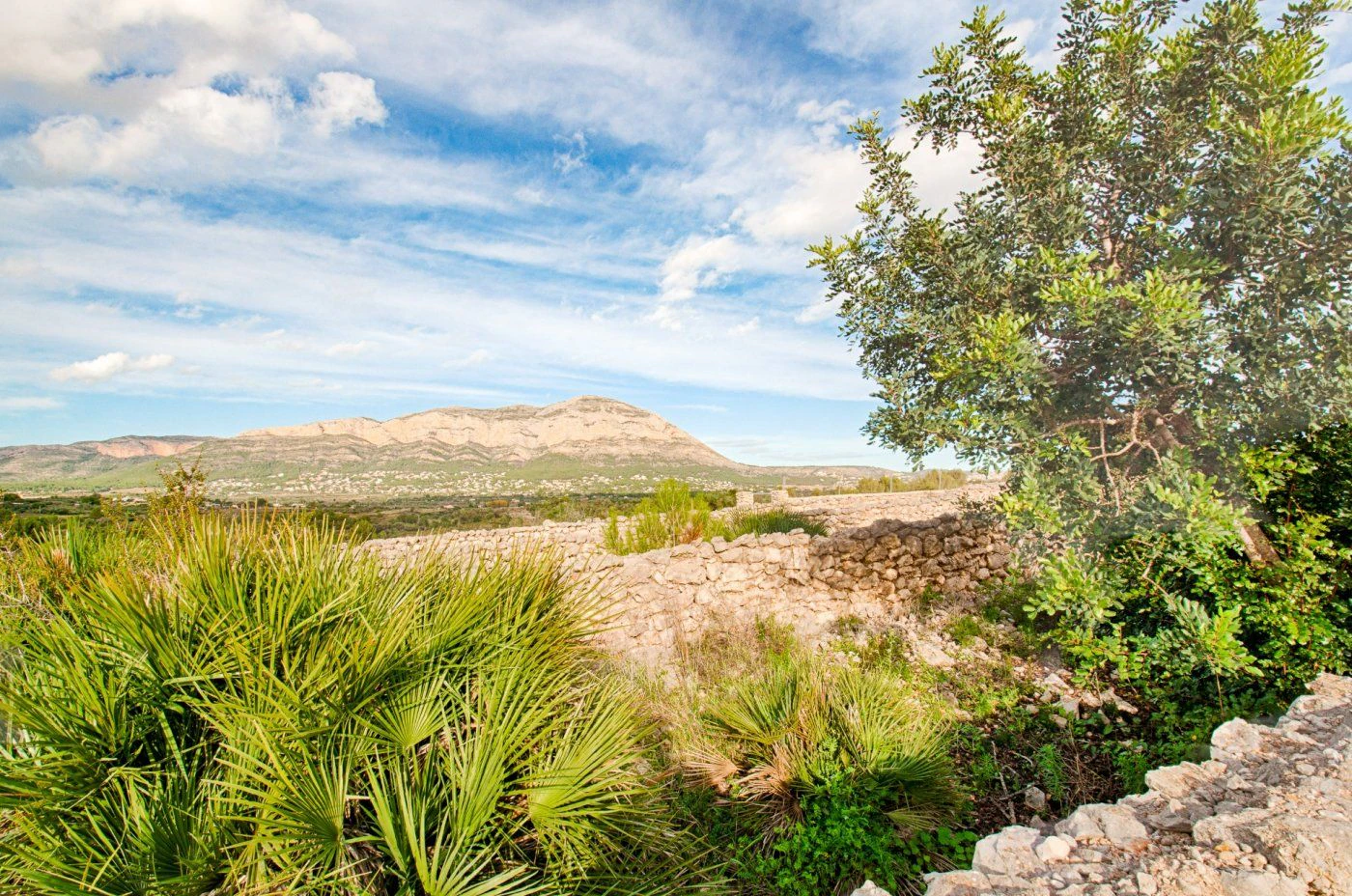 FINCA IN DER RUHE VON GATA DE GORGOS