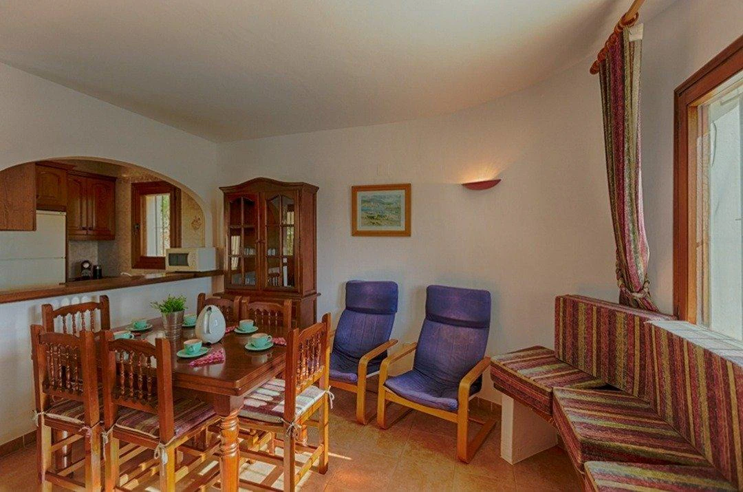 VILLA WITH AN OPEN VIEW IN CALPE.