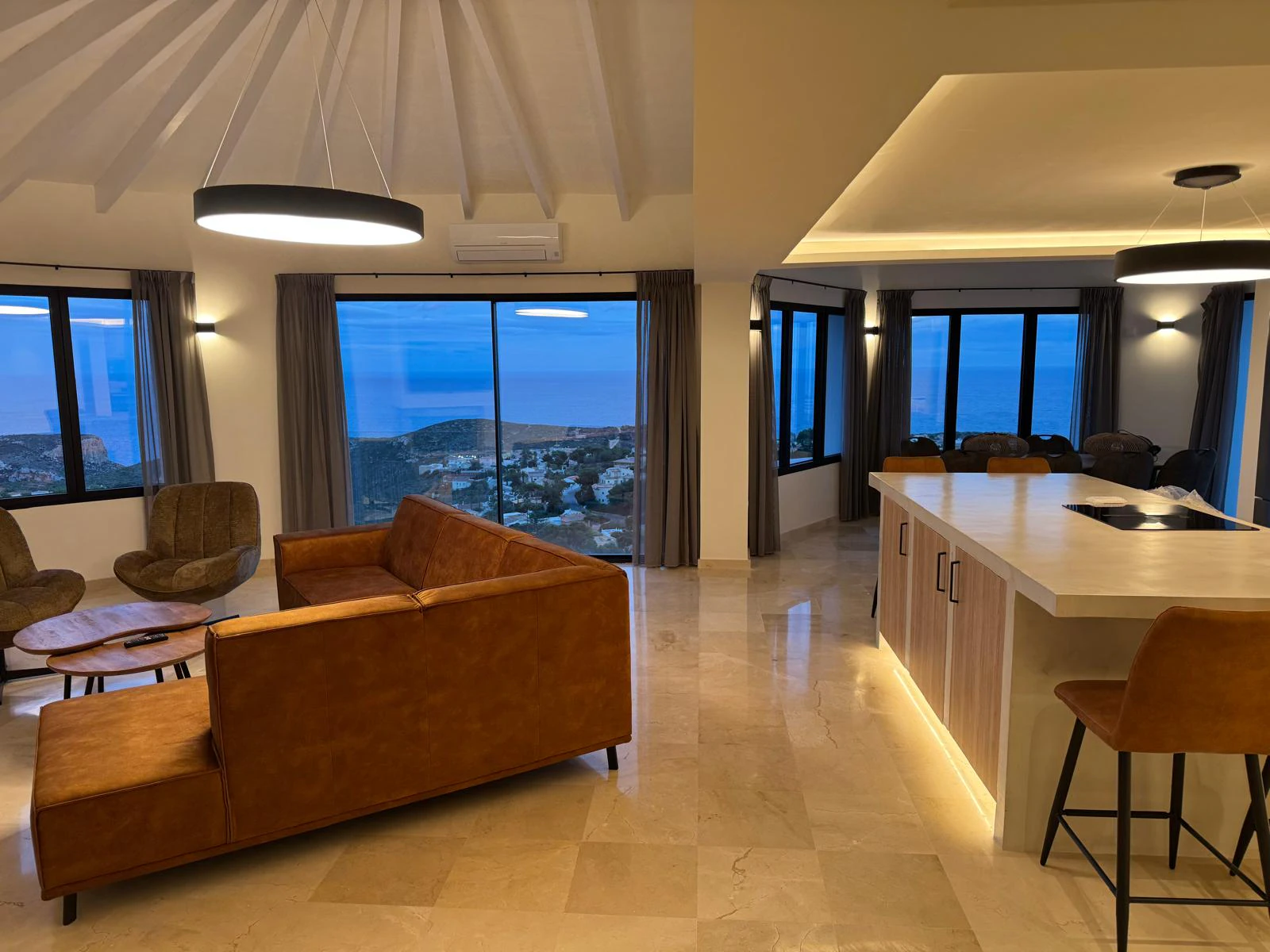 Renovated Villa with Panoramic Sea Views – Dalias, Cumbre del Sol