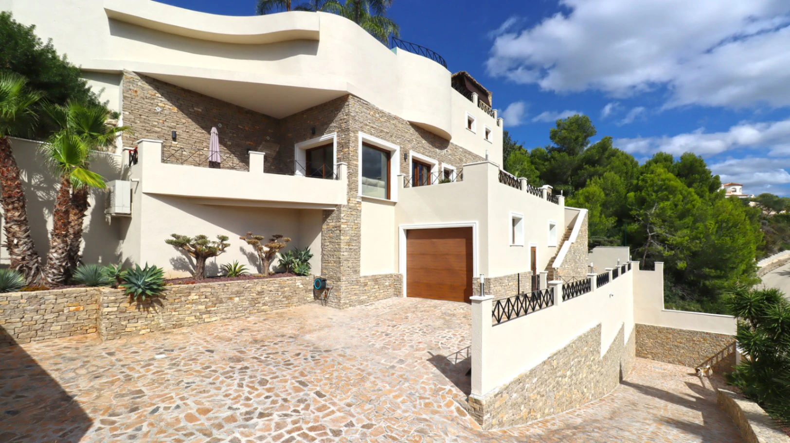 Luxury Meditteranean style villa in Calpe