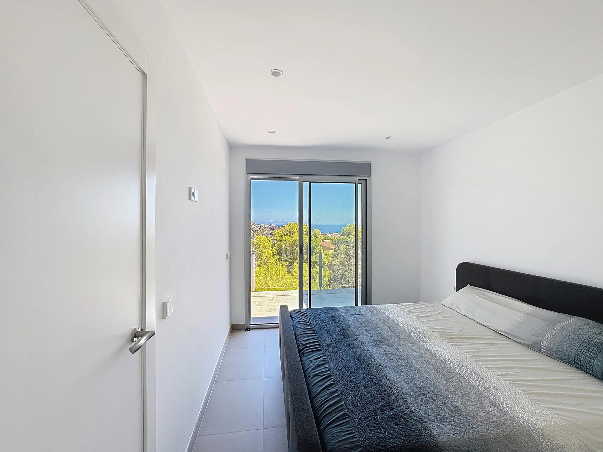 Cumbre del Sol modern villa with sea views and private pool