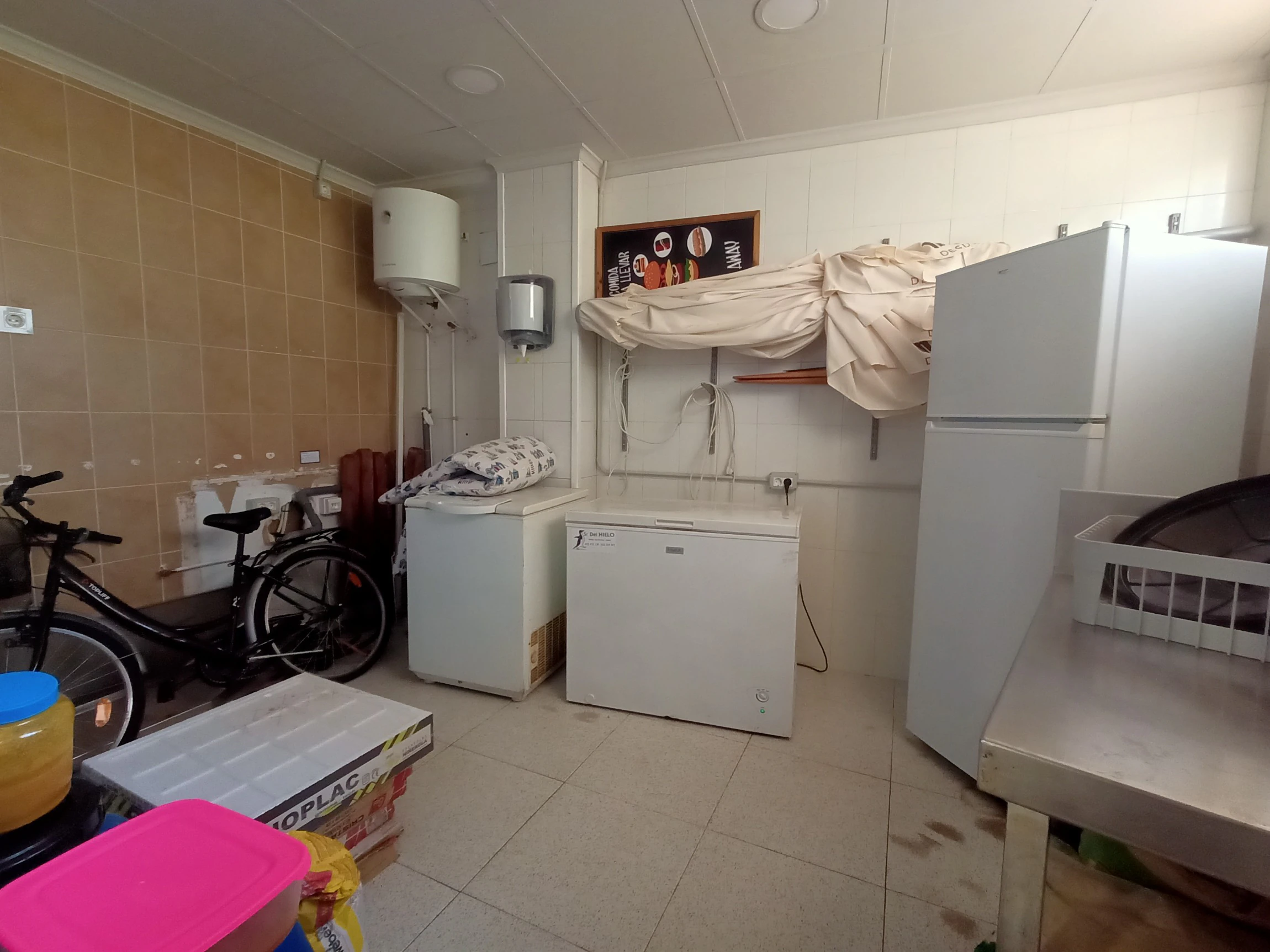 Local commercial à la vente à Calpe