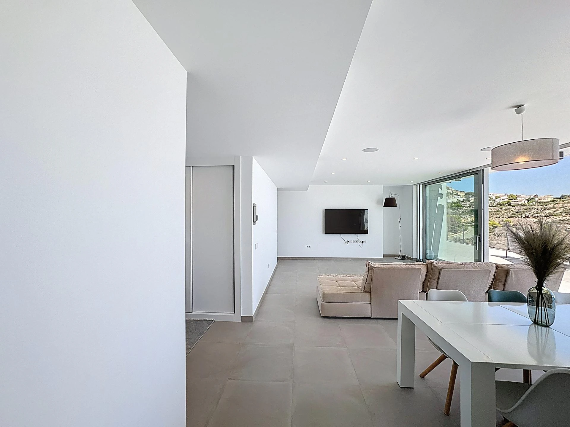 Cumbre del Sol modern villa with sea views and private pool