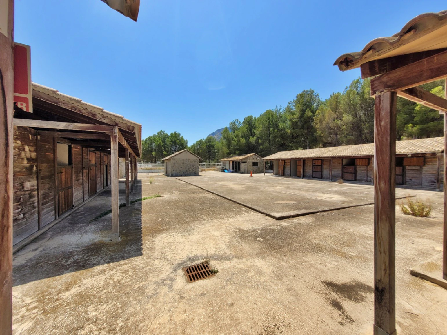 Landhaus mit Grundstück in Polop