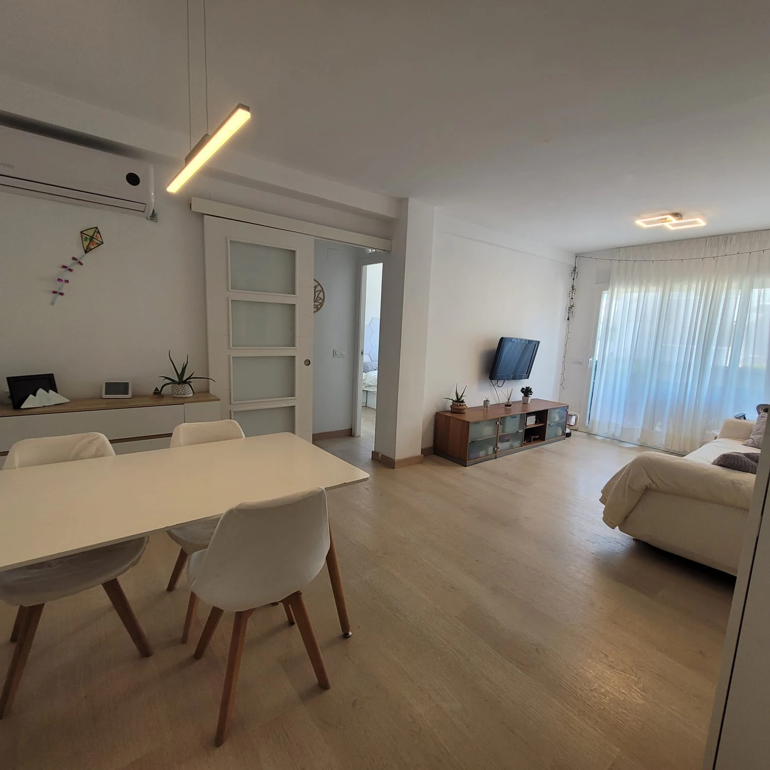 Renovated 2-Bedroom Apartment for Sale Near Arenal Beach, Jávea