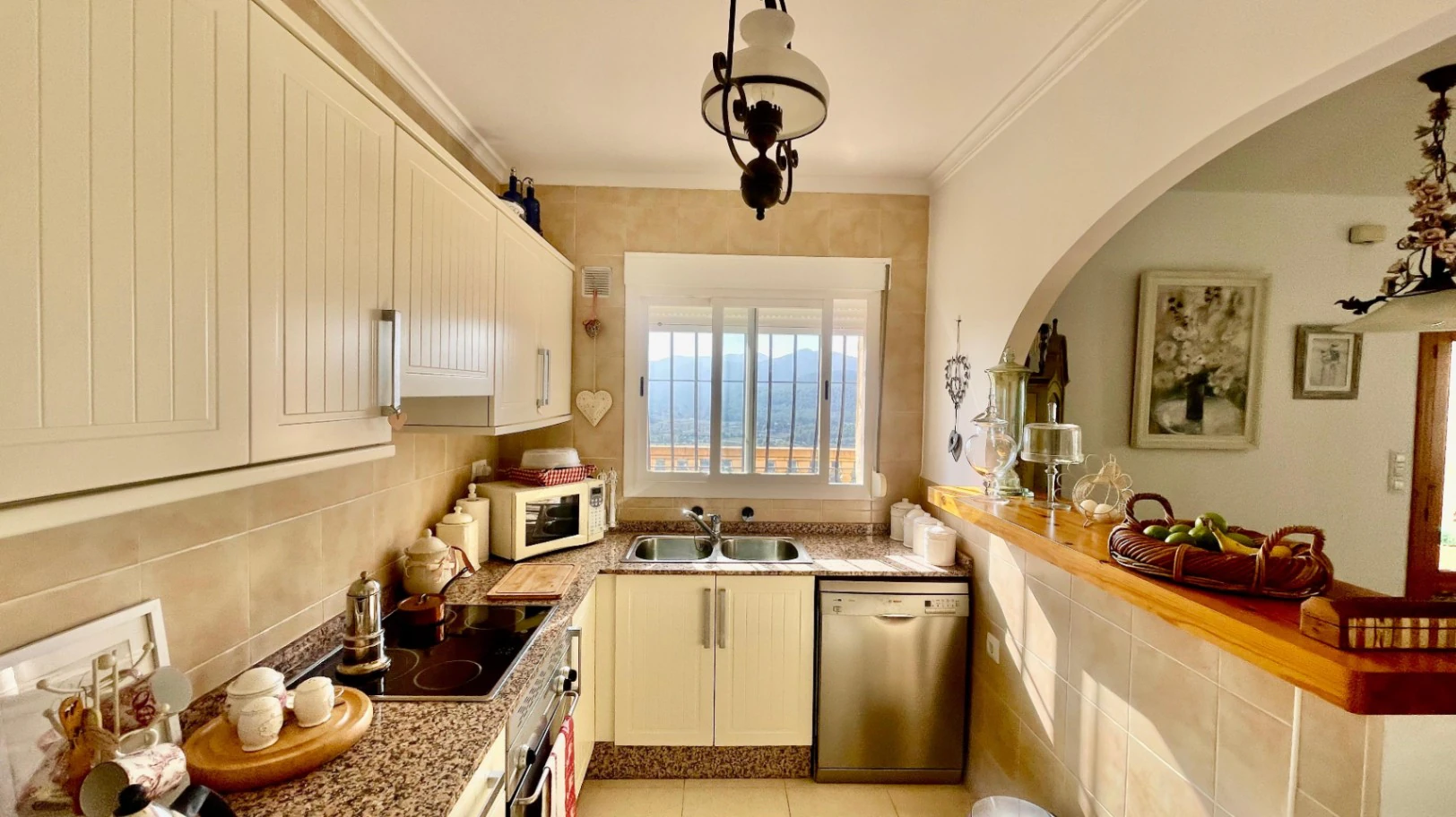 Villa à vendre à Jalon : vue spectaculaire sur la vallée, exposition sud