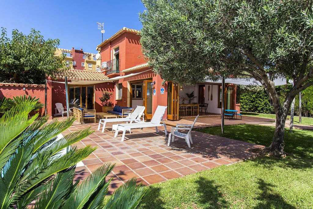 Villa with direct access to one of the best beaches in Dénia