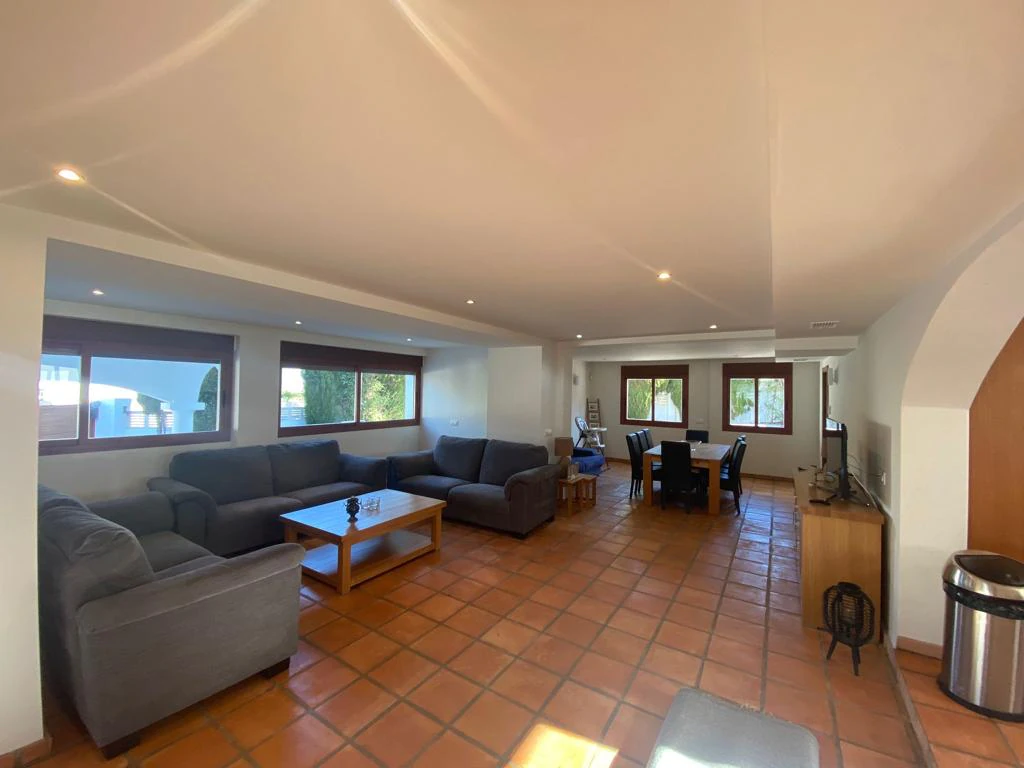 Villa zum verkauf in Albir