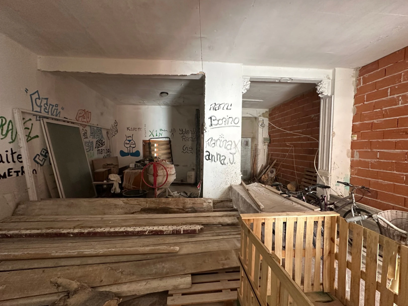 Ruim dorpshuis in het centrum van Teulada – 230 m² met een grote interne patio en meerdere mogelijkheden