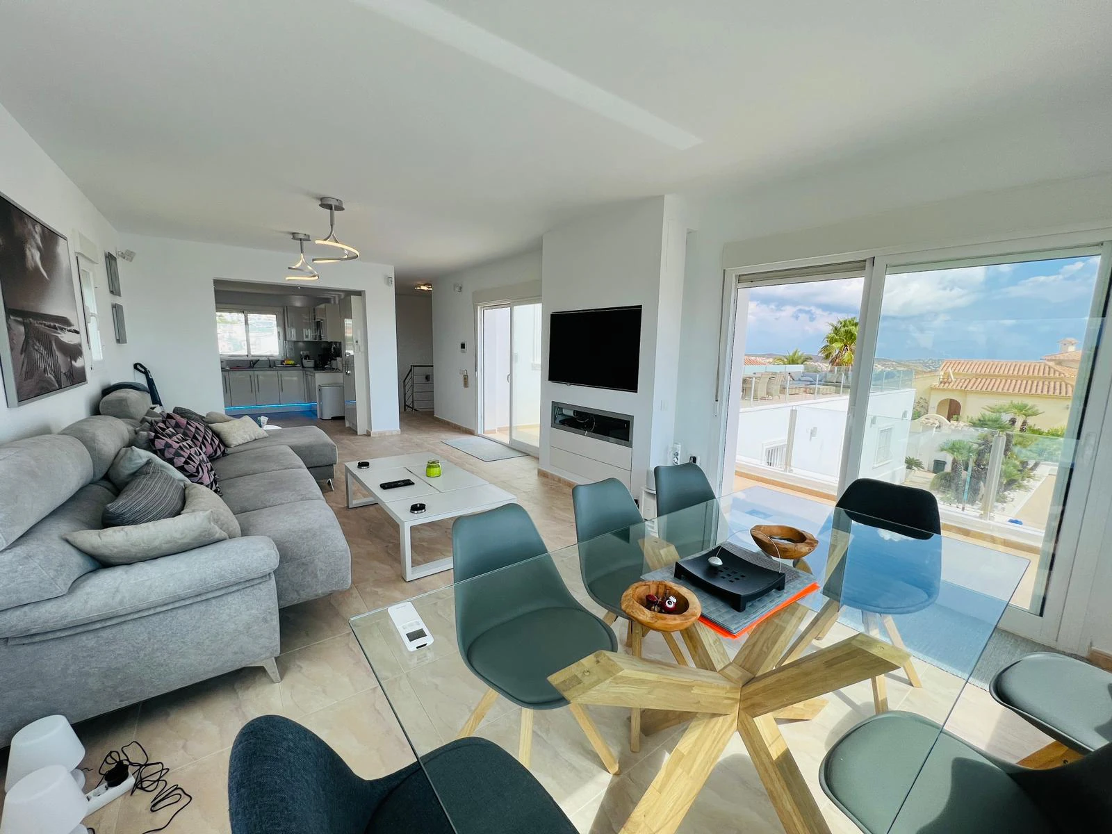 Prachtige luxe villa met uitzicht op zee