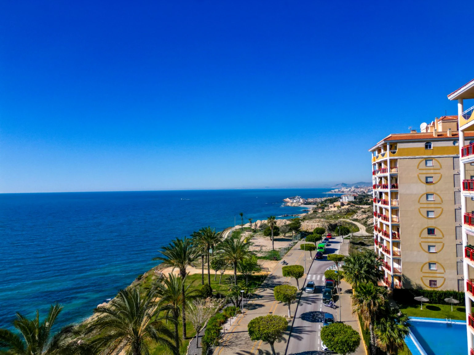 Frontline Apartment in Villajoyosa