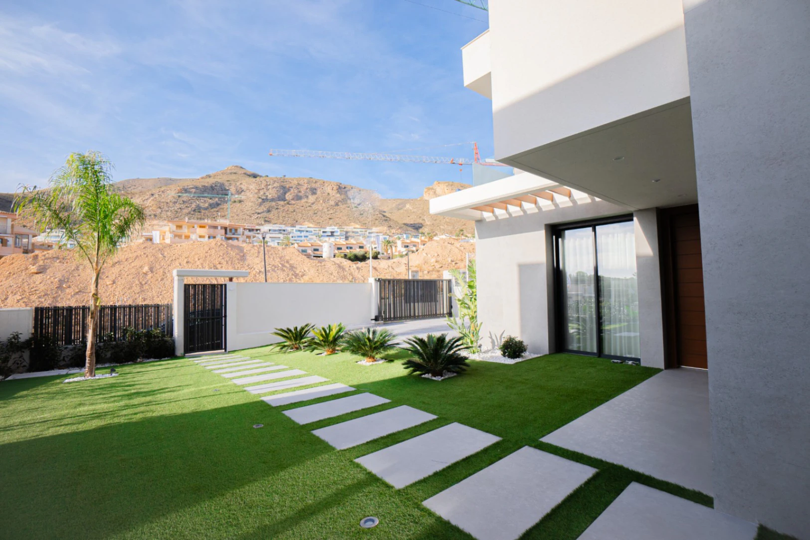 Gloednieuwe villa in Sierra Cortina - Finestrat