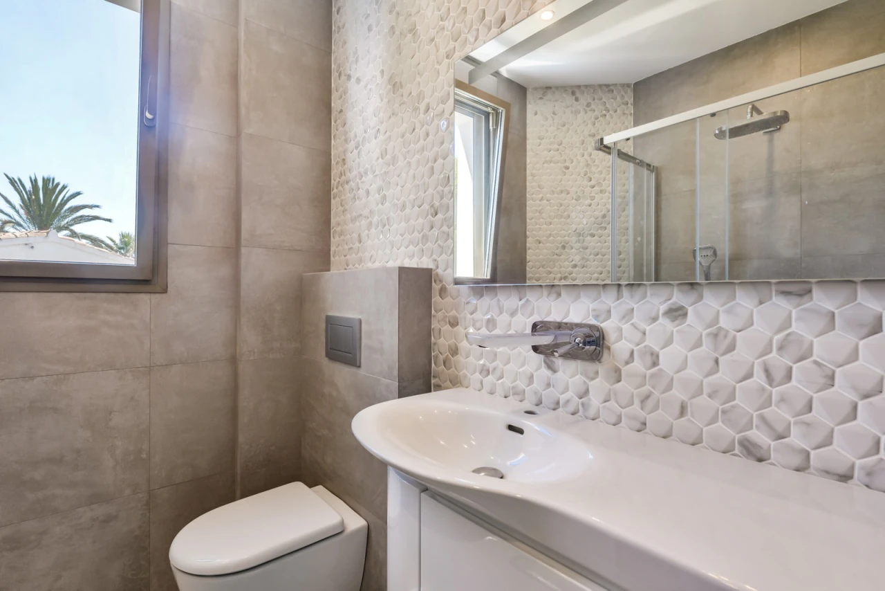 6 Schlafzimmer, 6 Badezimmer Villa zum Verkauf in Calpe