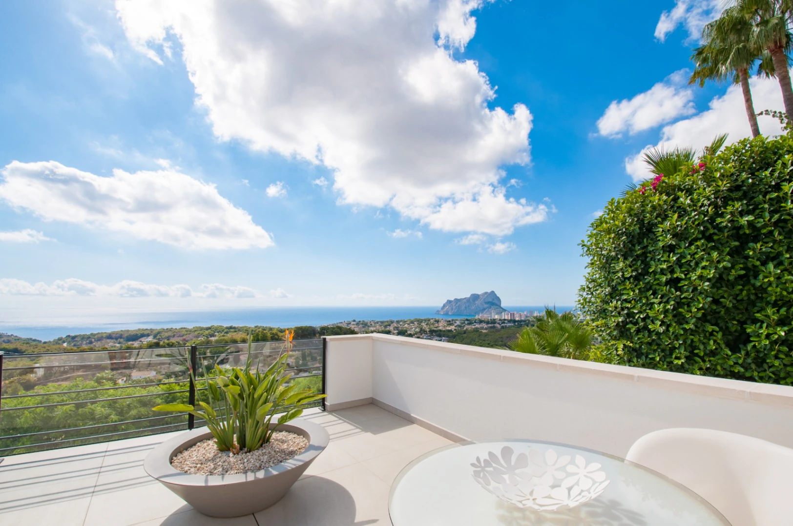 Luxury, Villa, Comfort and Spectacular Views in Benissa.