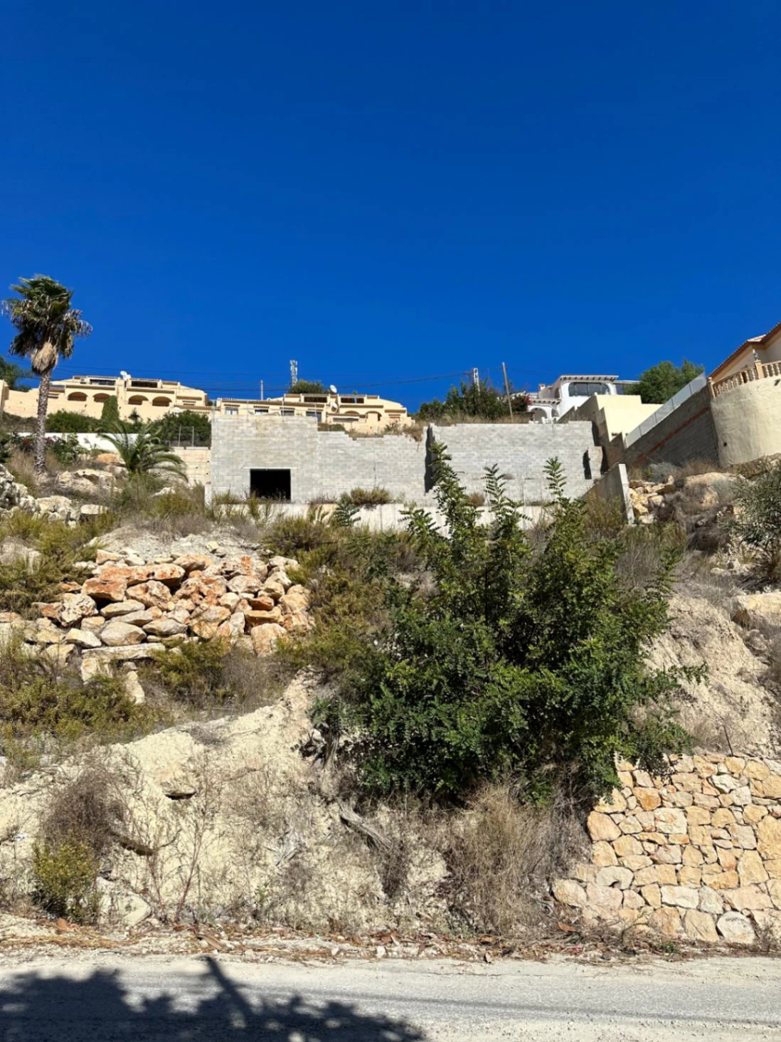 Plot with sea views in Moraira