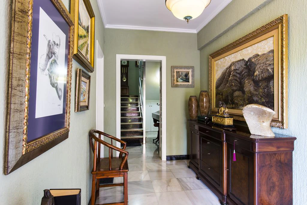 Villa with 2950 m² plot just 700 m from Marineta Cassiana, Dénia