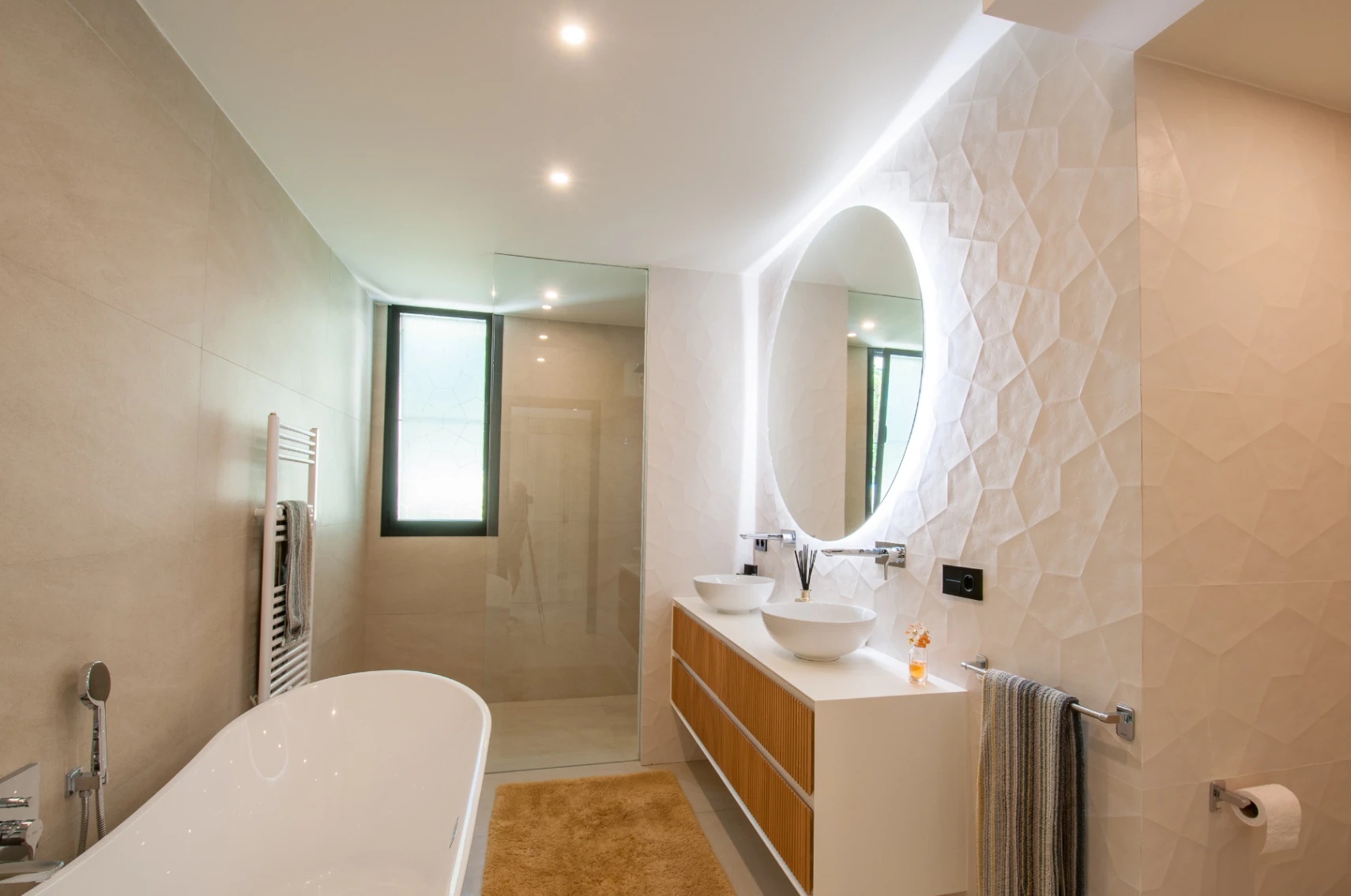 Luxury, Villa, Comfort and Spectacular Views in Benissa.