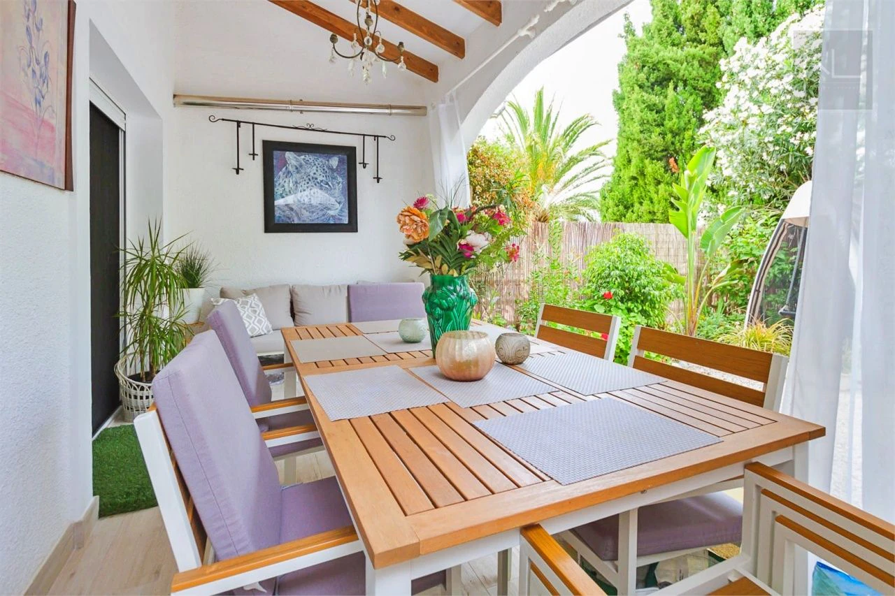 Half vrijstaande villa te koop in Pedreguer