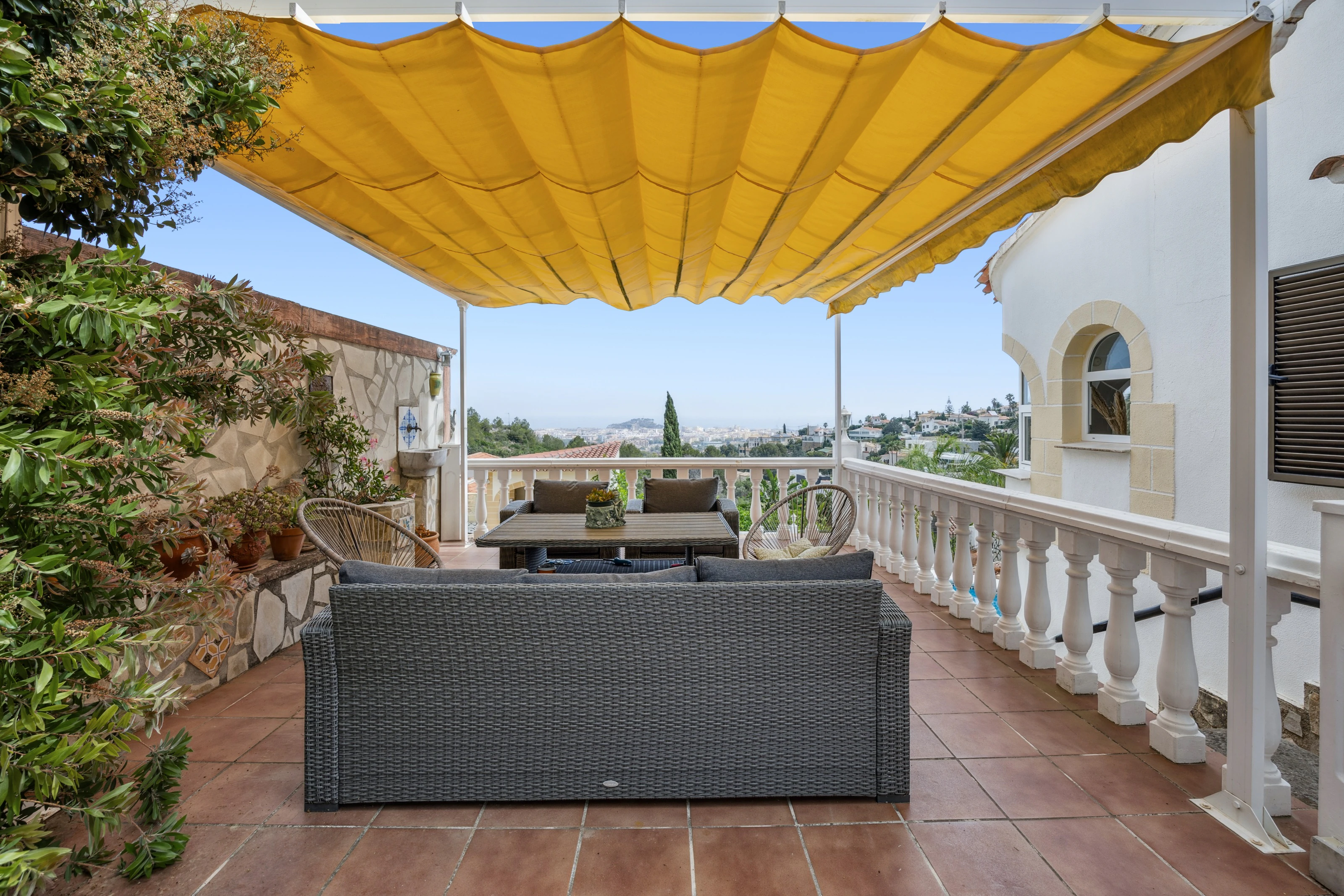 Villa for sale in Dénia
