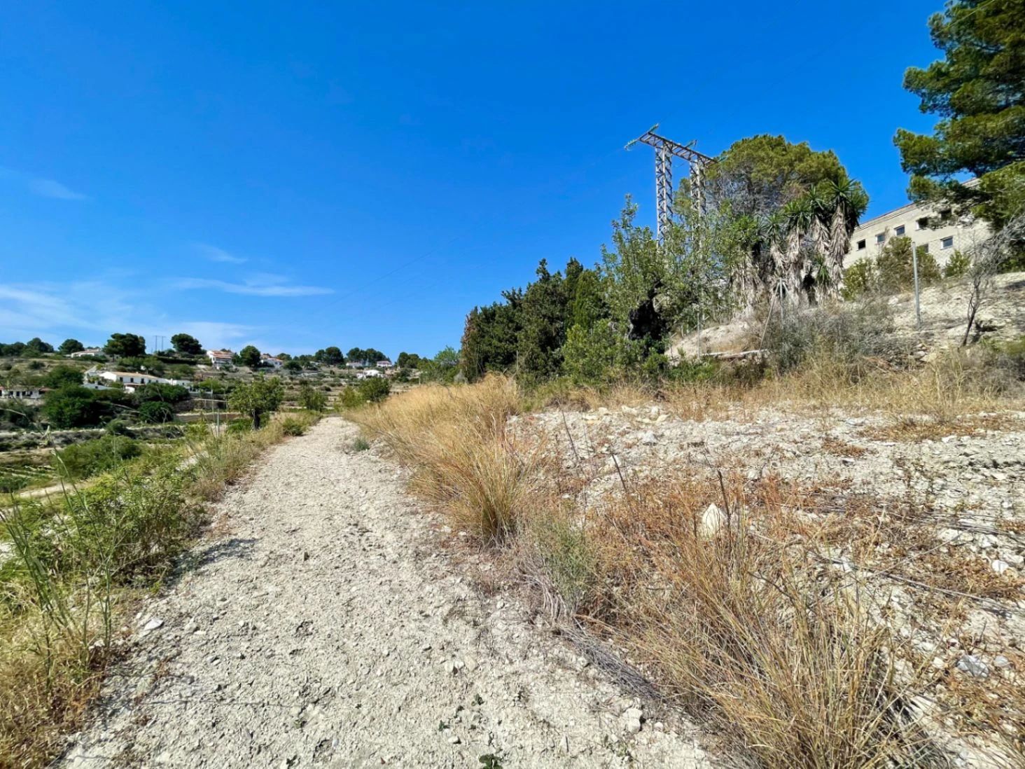 PLOT WITH PROJECT AND LICENSE IN BENISSA