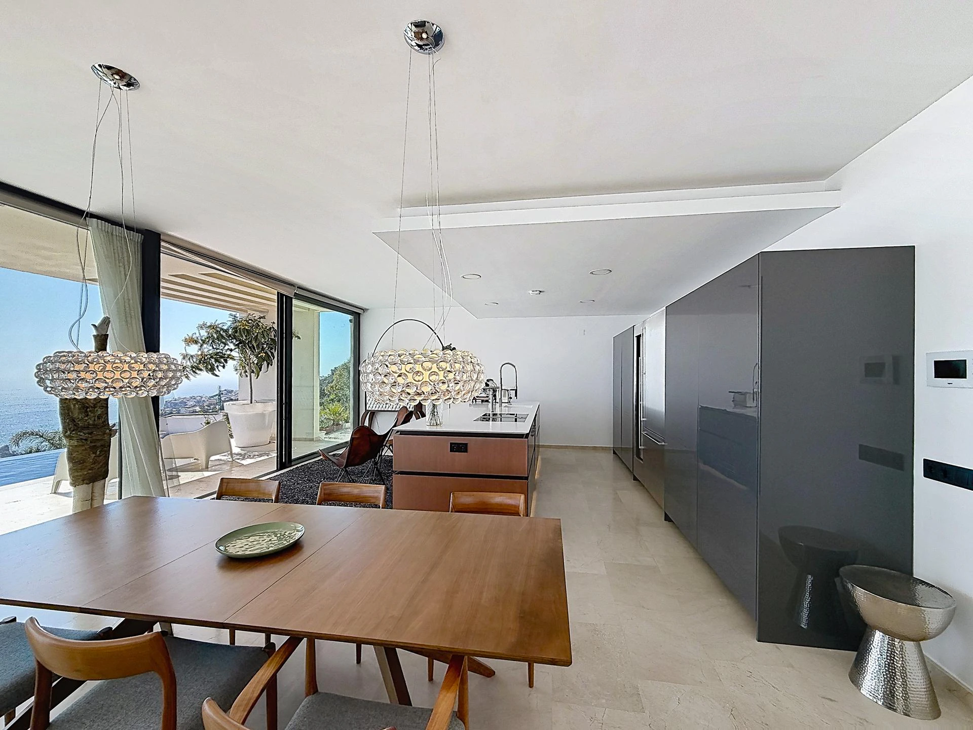 Cumbre del Sol modern villa with panoramic sea views