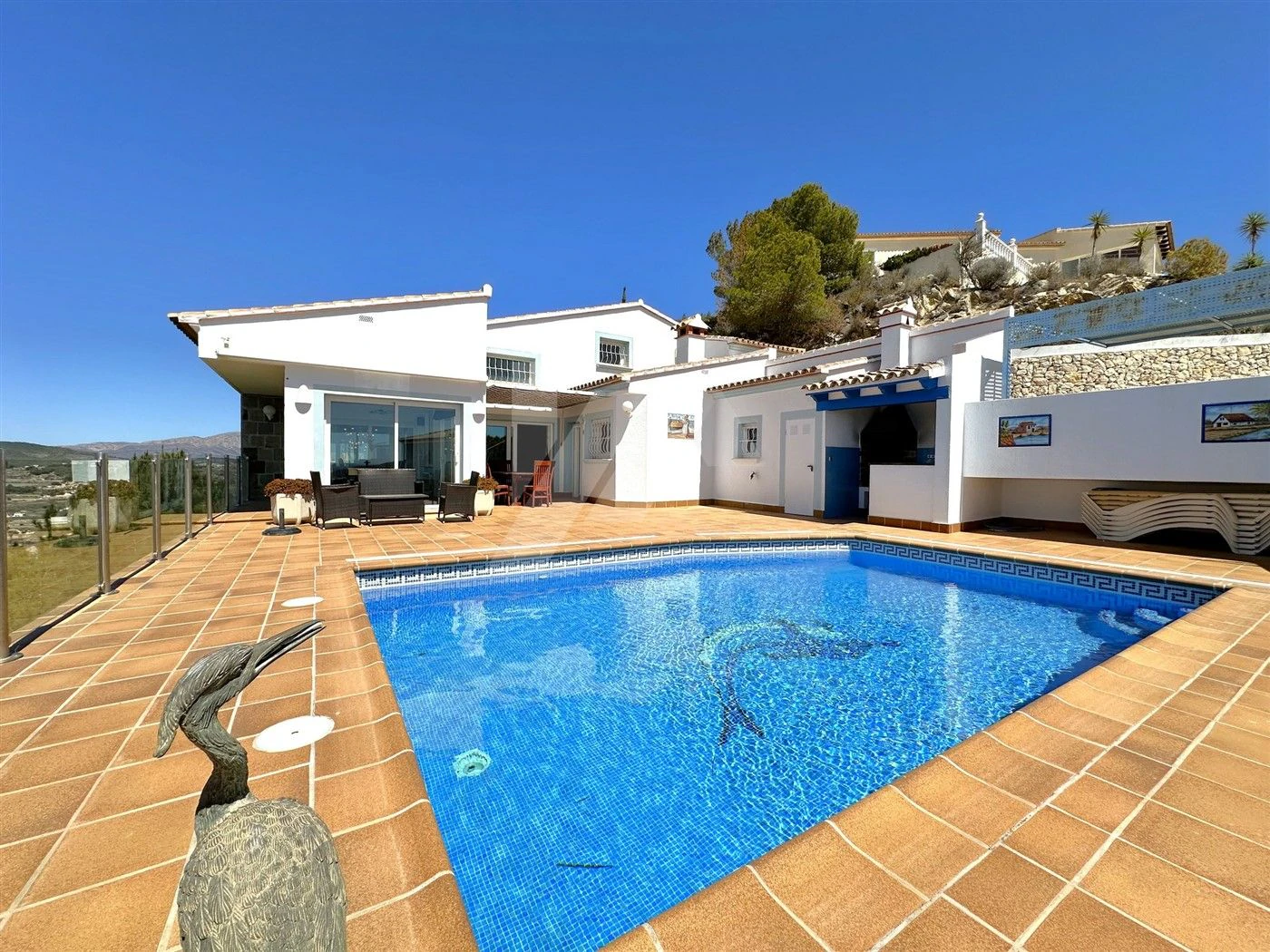 Uitzonderlijke villa te koop met uitzicht op zee in Moraira.