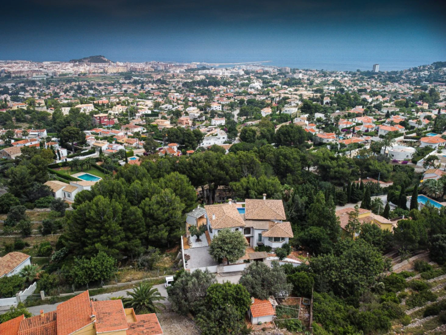 Villa avec vue sur la mer et en plein parc naturel du Montgó, à Dénia