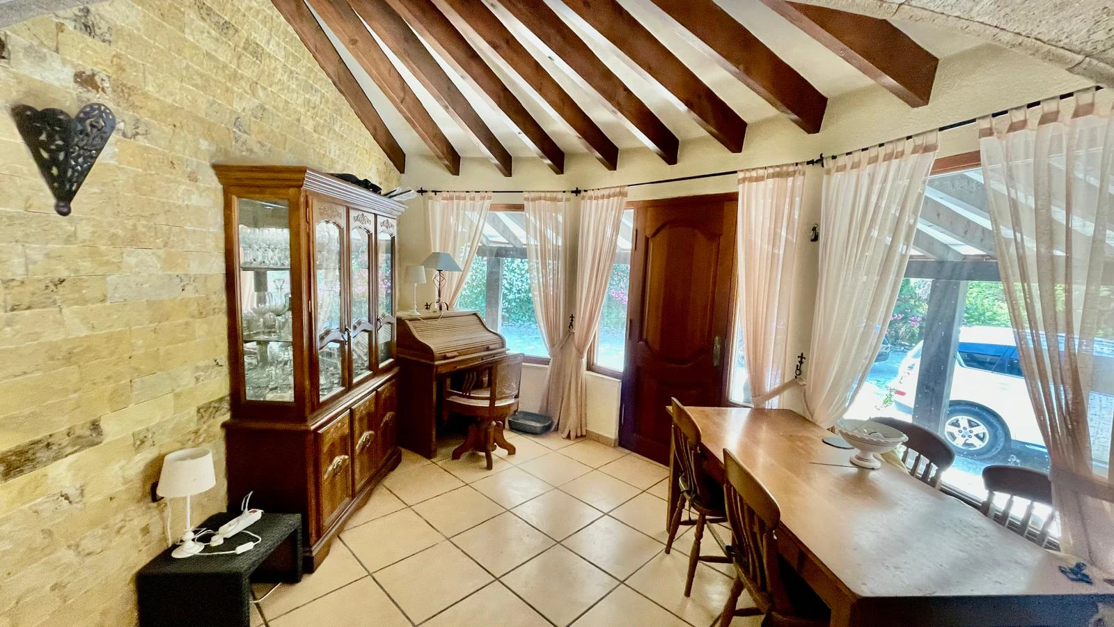 Villa for sale in Alcalali: Private, large south-facing plot, walking distance