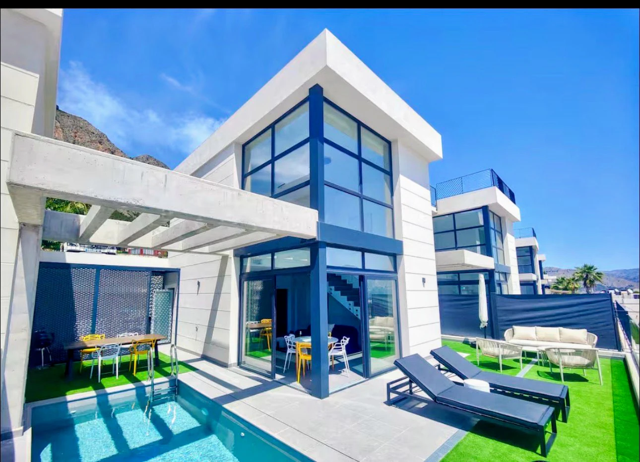 Modern Detached Villa for Sale in Polop