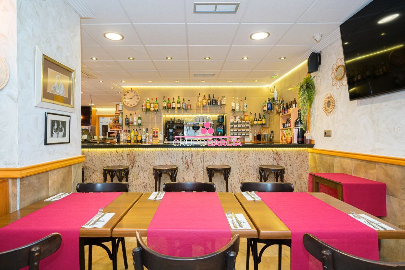 Commercial premises for sale in Alcalali