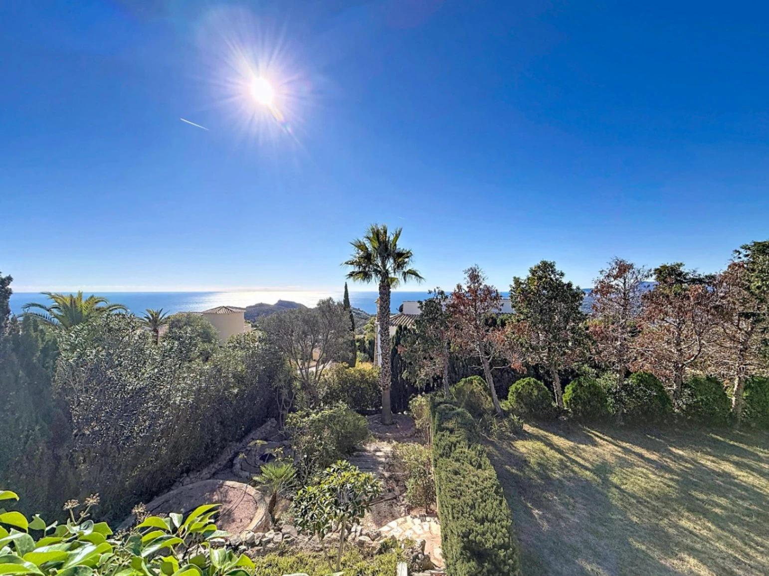 Cumbre del Sol Villa auf Doppelgrundstück mit Panoramablick in Kalmias
