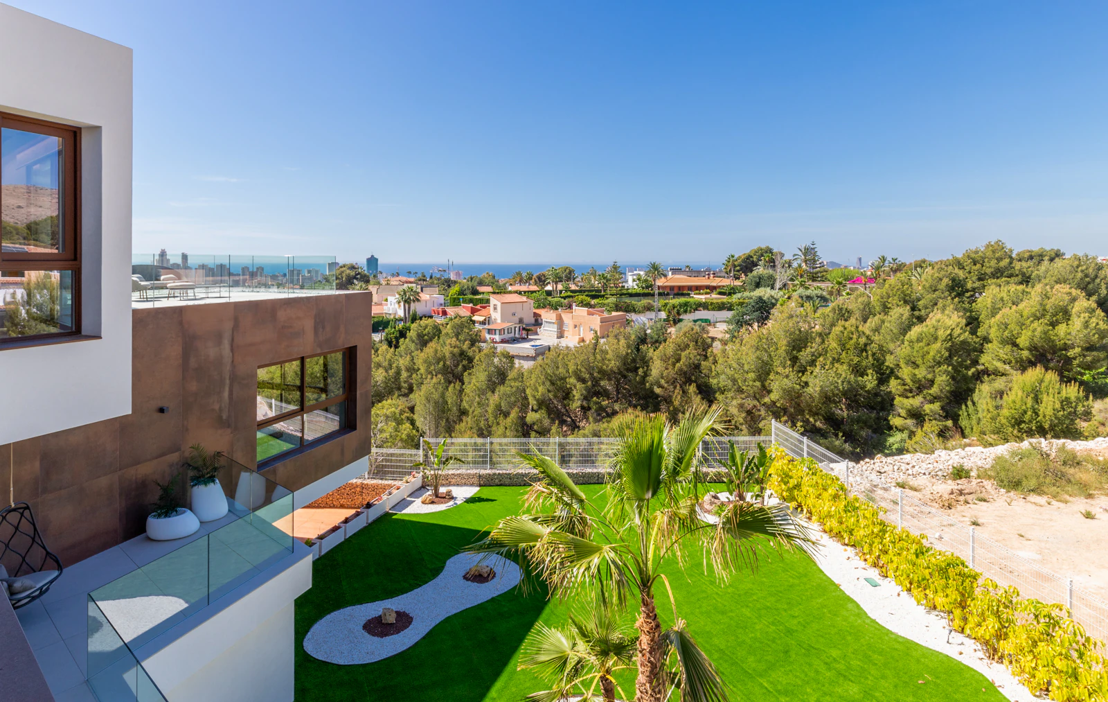 Villa for sale in Benidorm