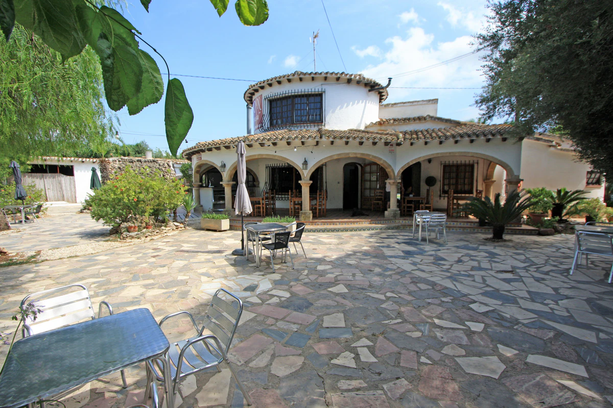 Brasserie-restaurant for sale in Vergel