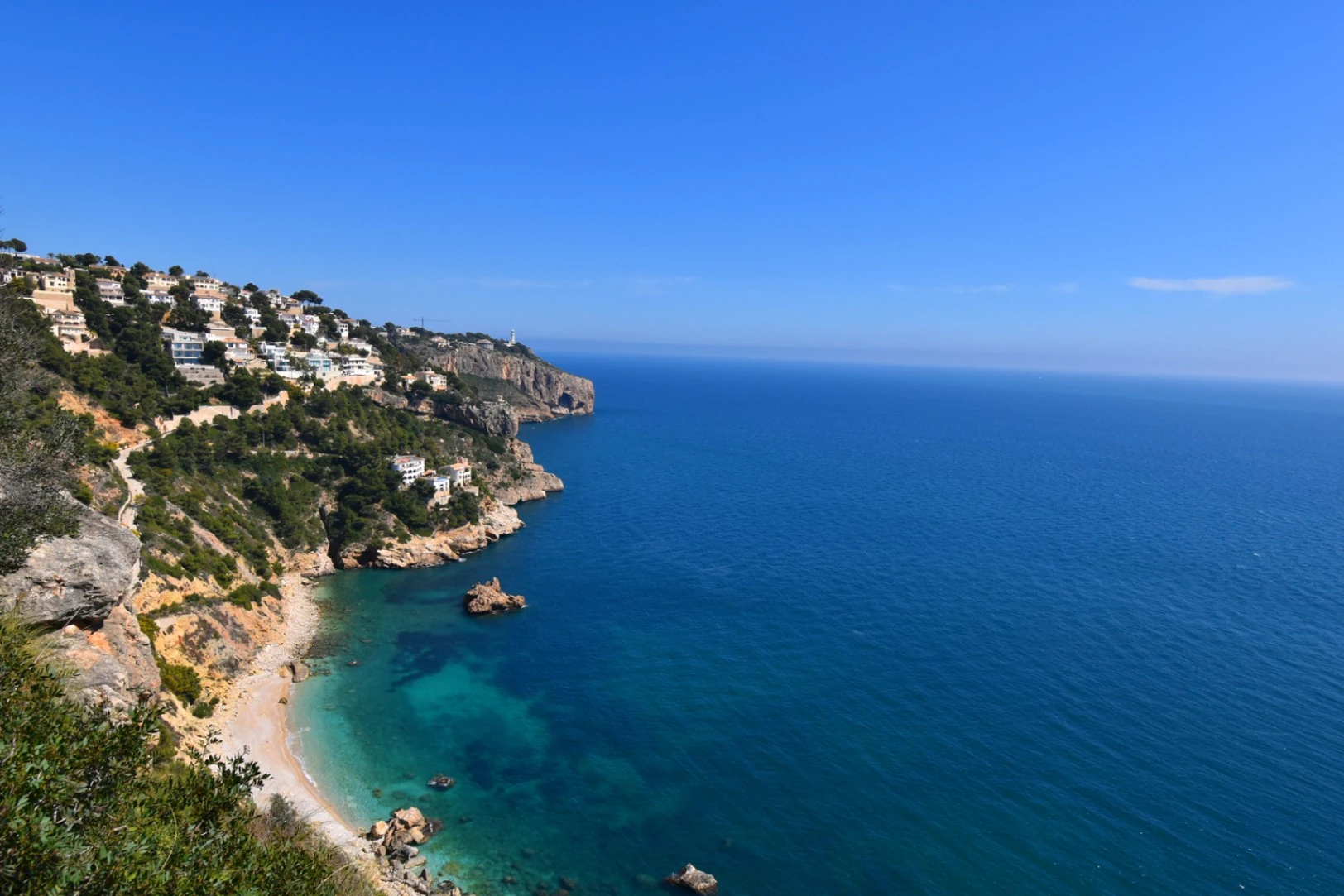 Penthouse de lujo de 3 dormitorios en venta en Jávea Arenal, a poca distancia de la playa.