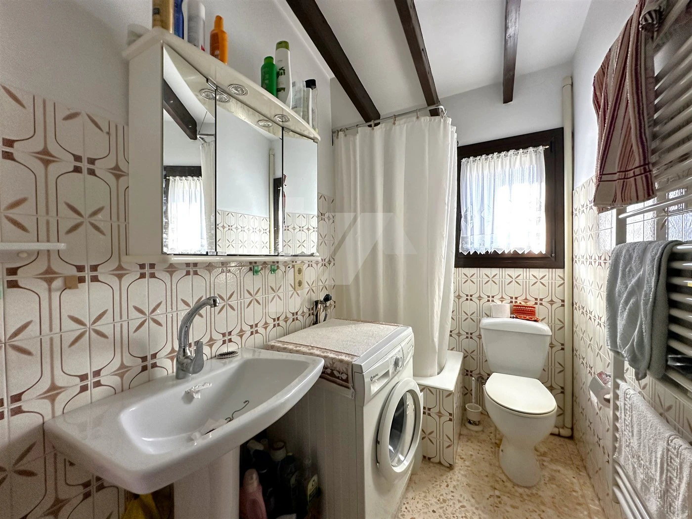 Villa te koop met zeezicht in Paichi, Moraira.