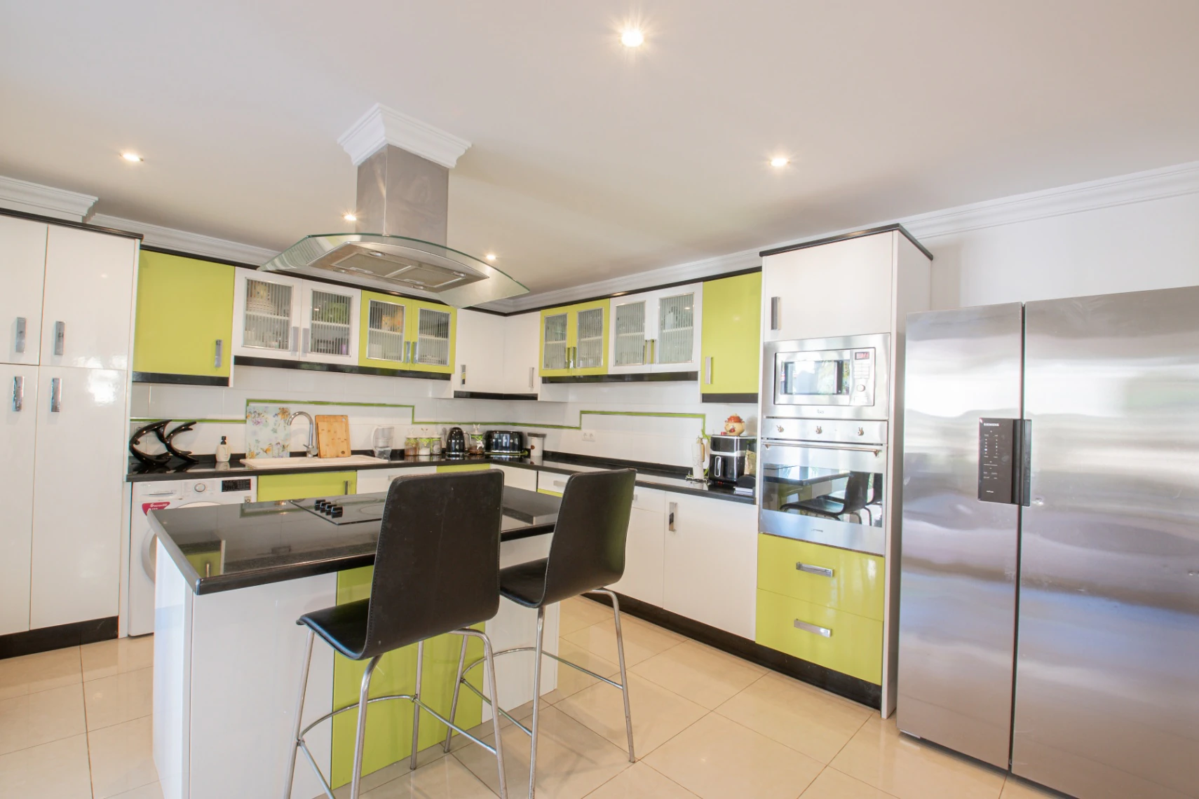 Single-Level Villa for Sale in Portichol Javea  Heated Pool Walk to the Beach