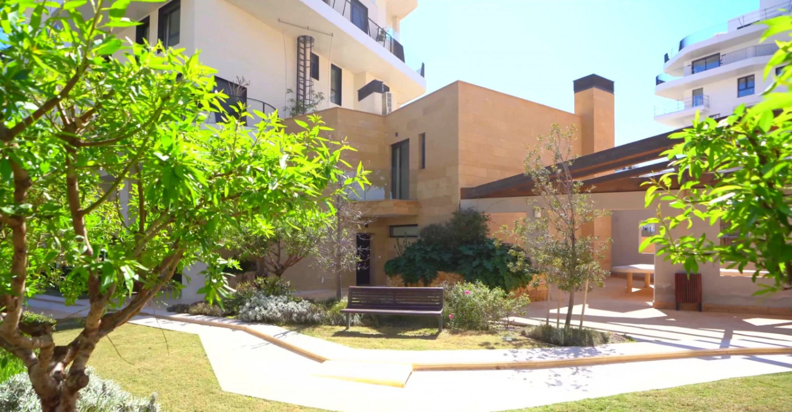 Neues Stadthaus zu verkaufen in Villajoyosa