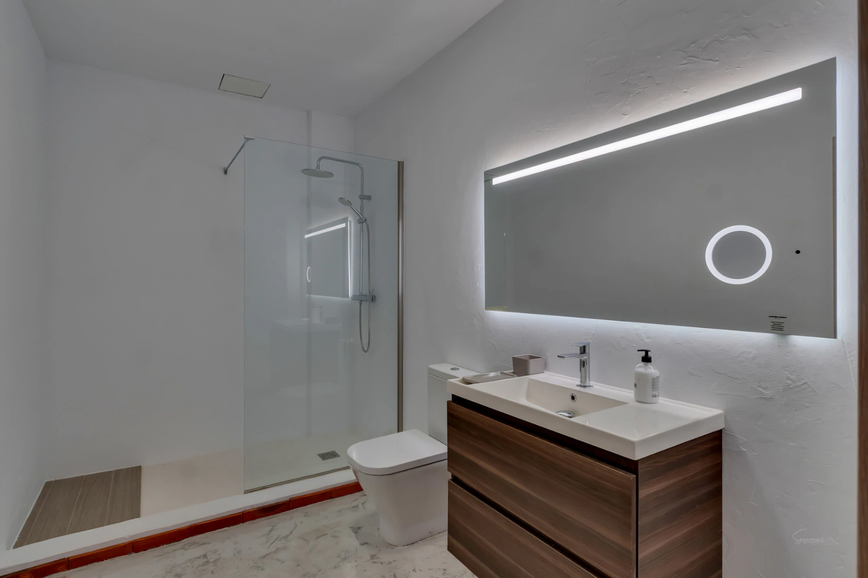 Villa impressionnante à vendre à Jávea, avec piscine intérieure et extérieure