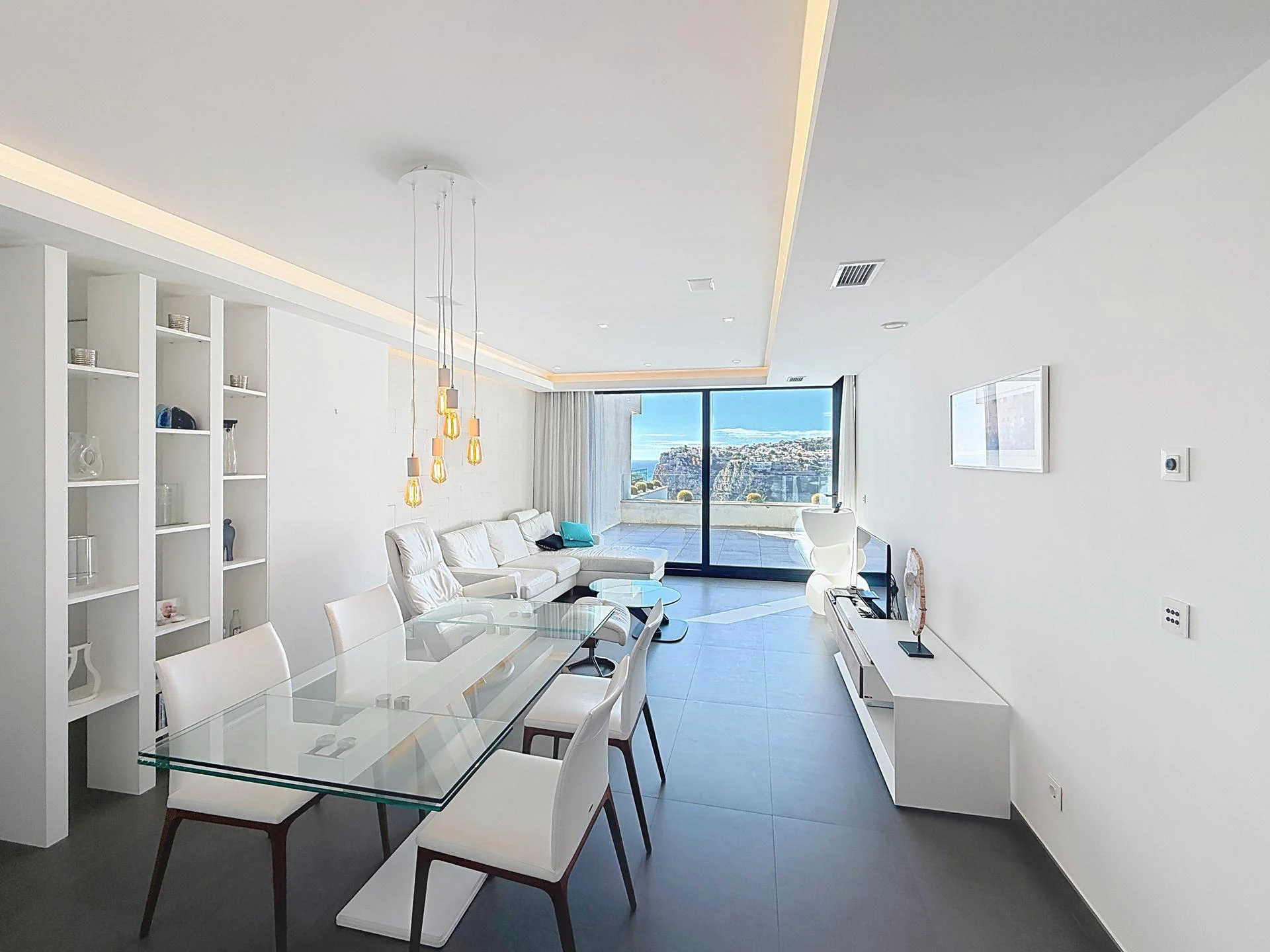 Cumbre del Sol luxe modern penthouse met uitzicht op de kliffen en de zee