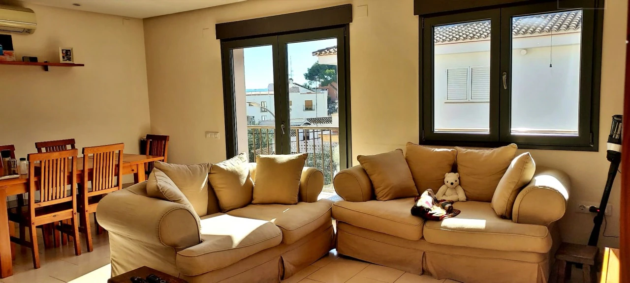 Large Townhouse For Sale in Javea