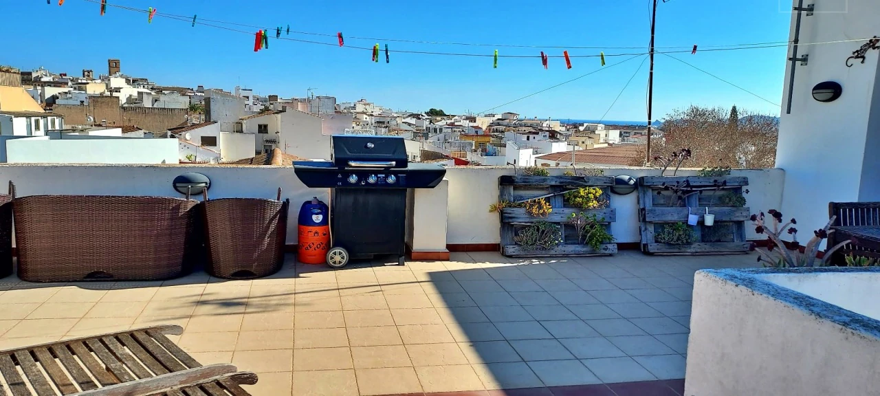 Large Townhouse For Sale in Javea