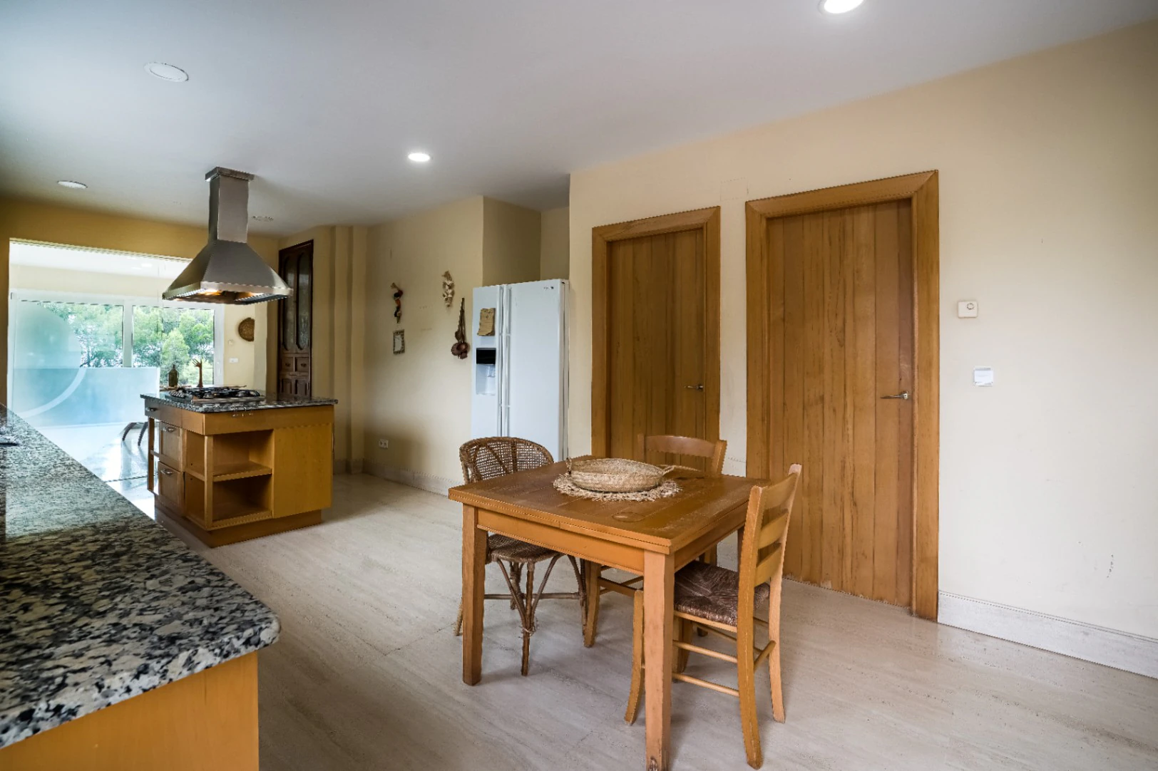 Villa avec vue sur la mer et en plein parc naturel du Montgó, à Dénia