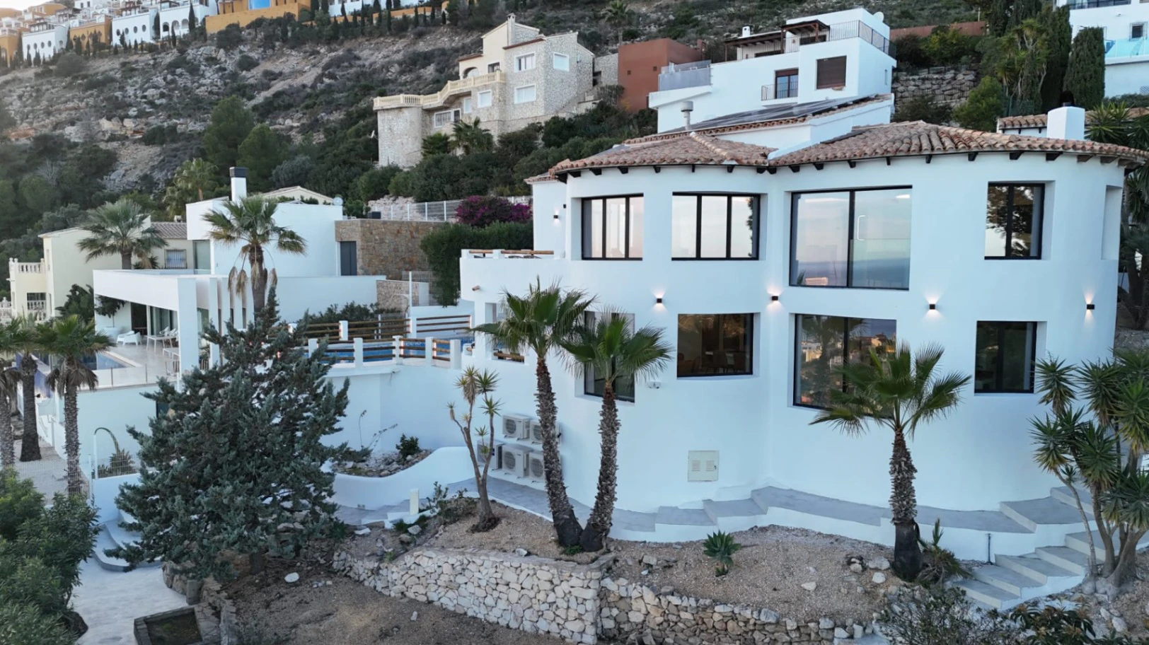 Renovated Villa with Panoramic Sea Views – Dalias, Cumbre del Sol