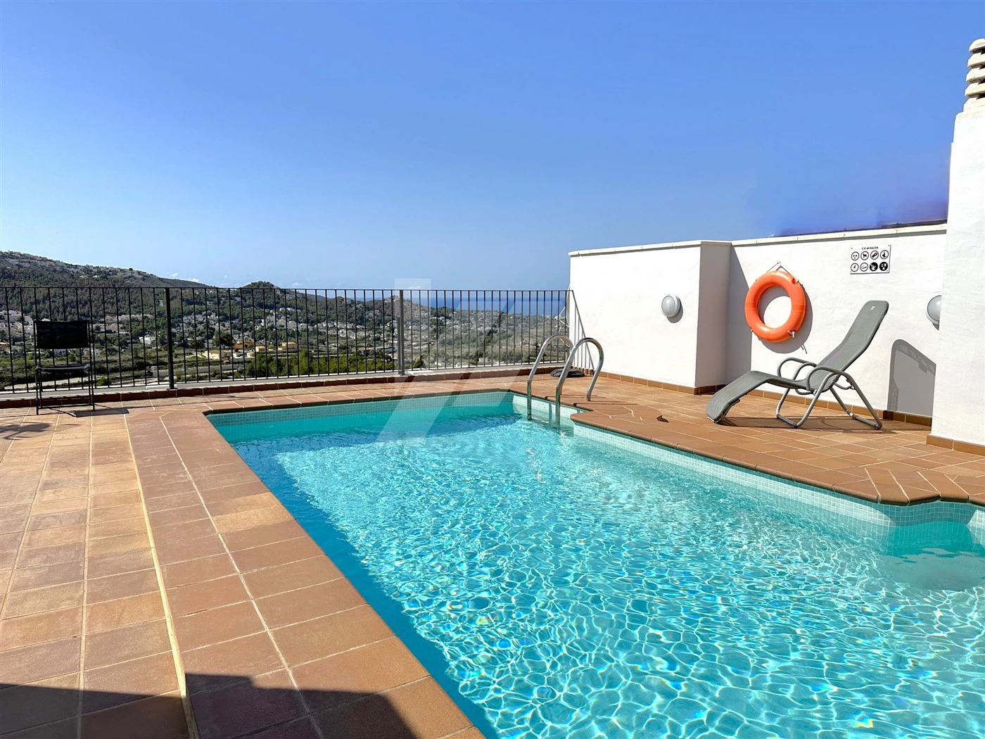 Appartement with sea views for sale in Benitachell, Costa Blanca.