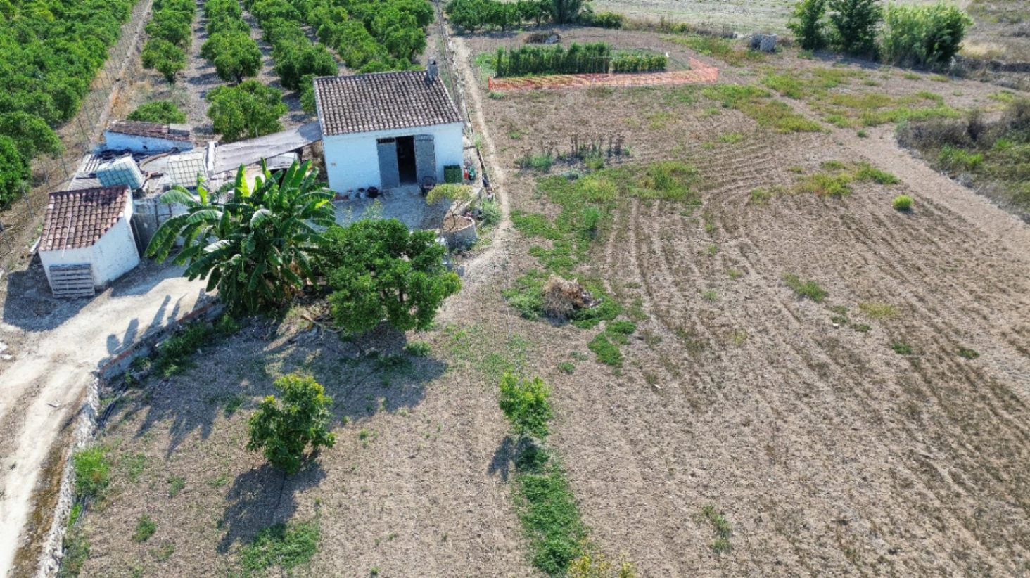 AGRICULTURELE WONING TE KOOP IN TEULADA