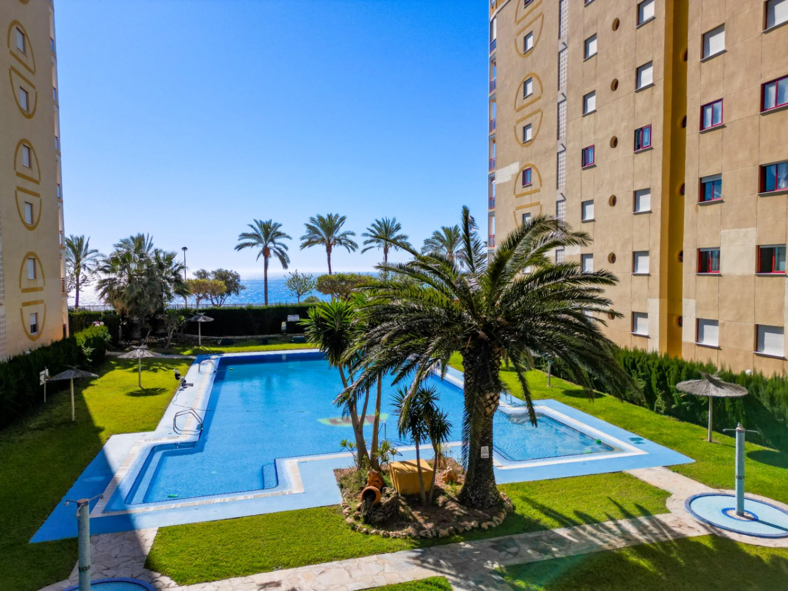 Frontline Apartment in Villajoyosa