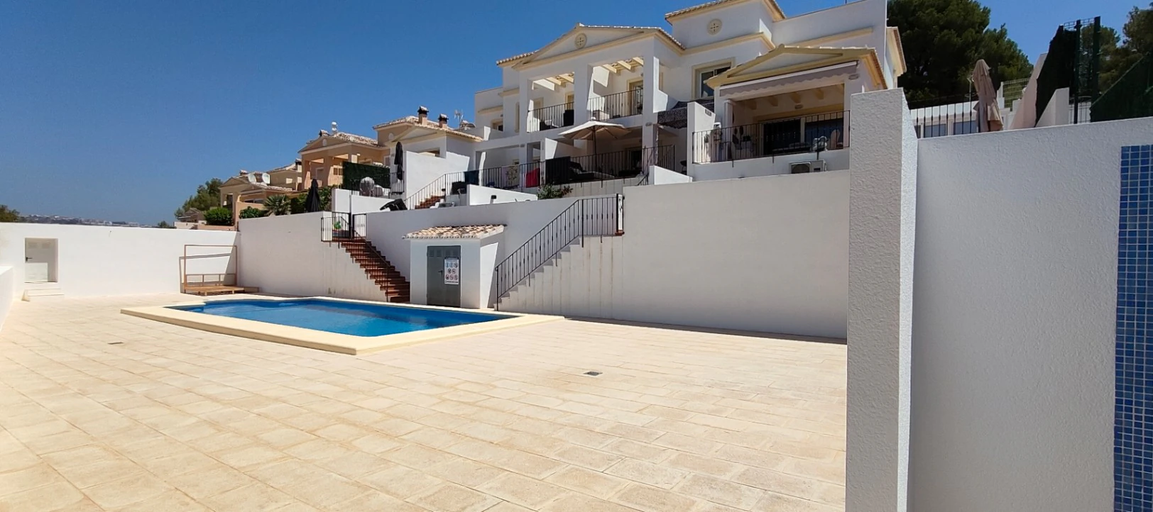 Semi-detached chalet for sale in Calpe