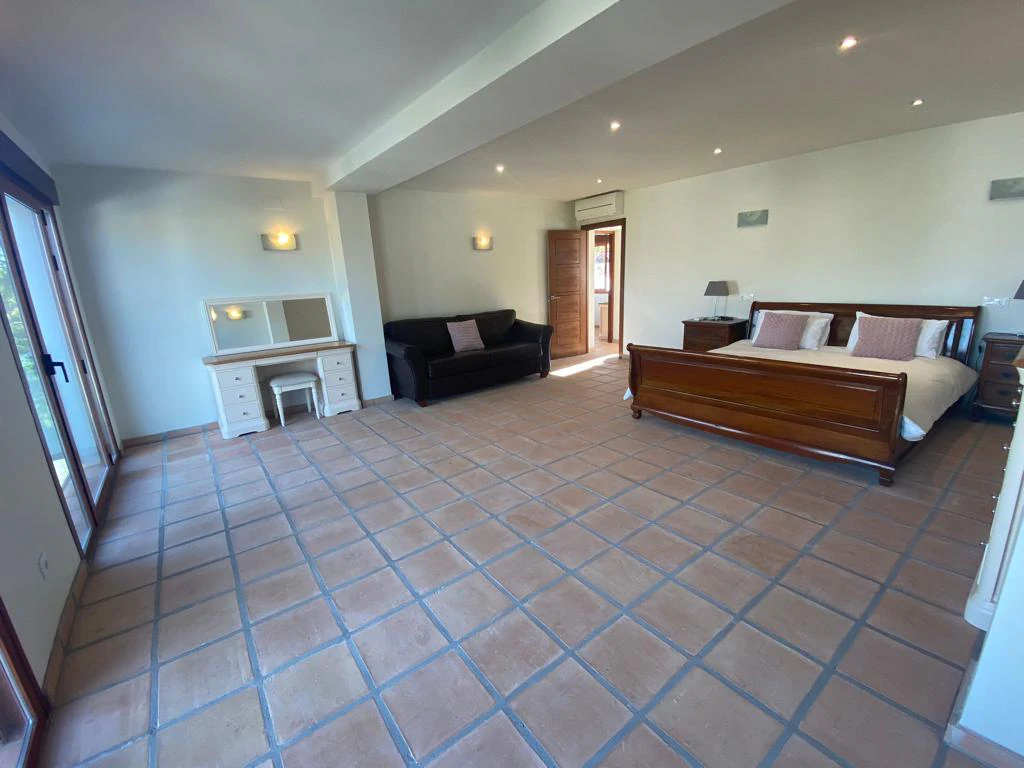 Villa zum verkauf in Albir