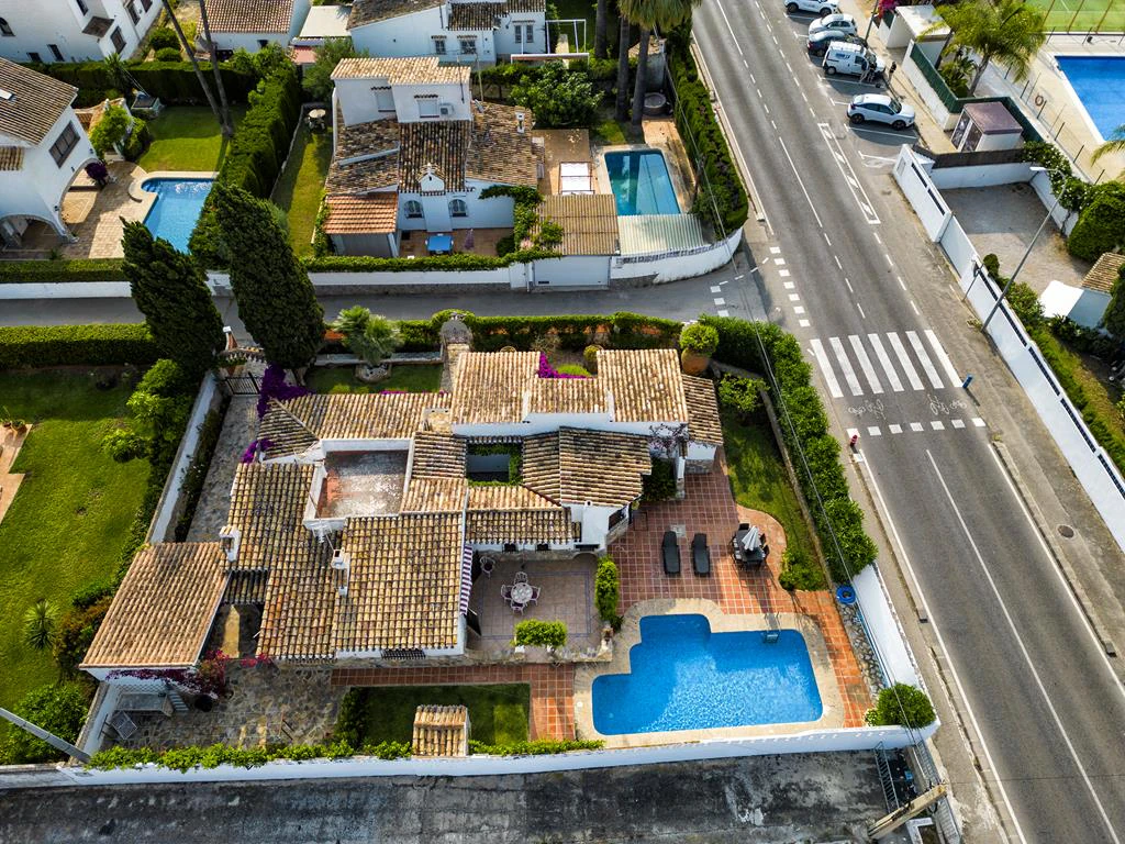 Vrijstaande villa op 50 m van het strand, Dénia